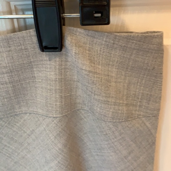 Express Design Studio Women’s Skirt - Picture 2 of 9